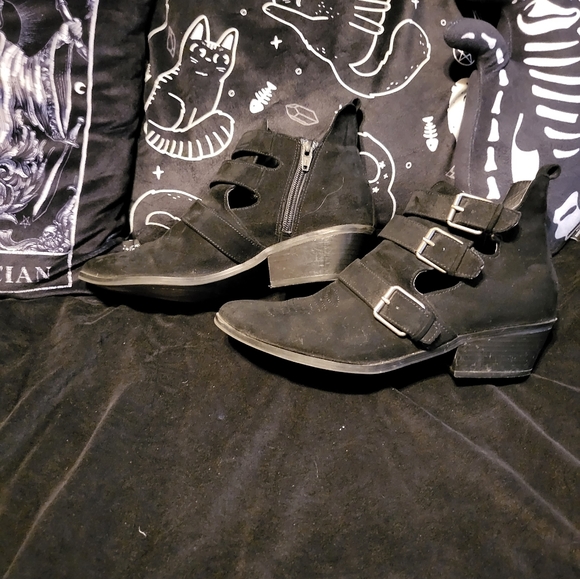 Black western ankle boots - Picture 3 of 5